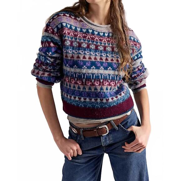 FREE PEOPLE Sweaters - NEW FREE PEOPLE favorite things crewneck sweater in frosted wine